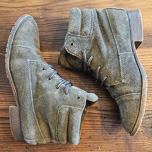 Steve Madden Maecie Olive Suede Womens 8 Boots